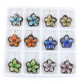 MC0083 Haute Qualité Mère Cadeau Unique Collier Bauhania Fleur Plat Art Lampwork En Verre Pendentifs 12 pcs / boîte